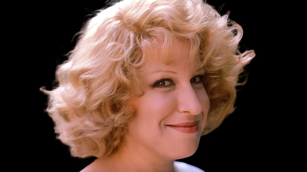 Bette-Midler-assets-income-wealth