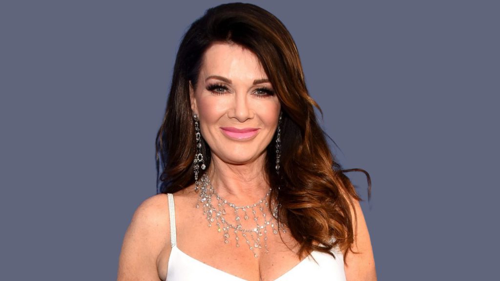 Lisa-Vanderpump-Net-Worth